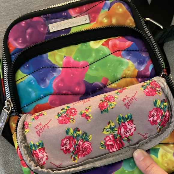 NWOT BETSEY JOHNSON  Yummy Gummy Bear Nylon Multicolor Nylon Quilt Crossbody bag - Picture 5 of 7